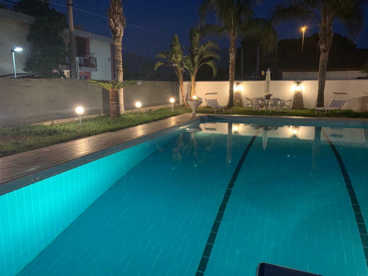 Casa Vacanze Villa Grace Villagrazia Di Carini エクステリア 写真